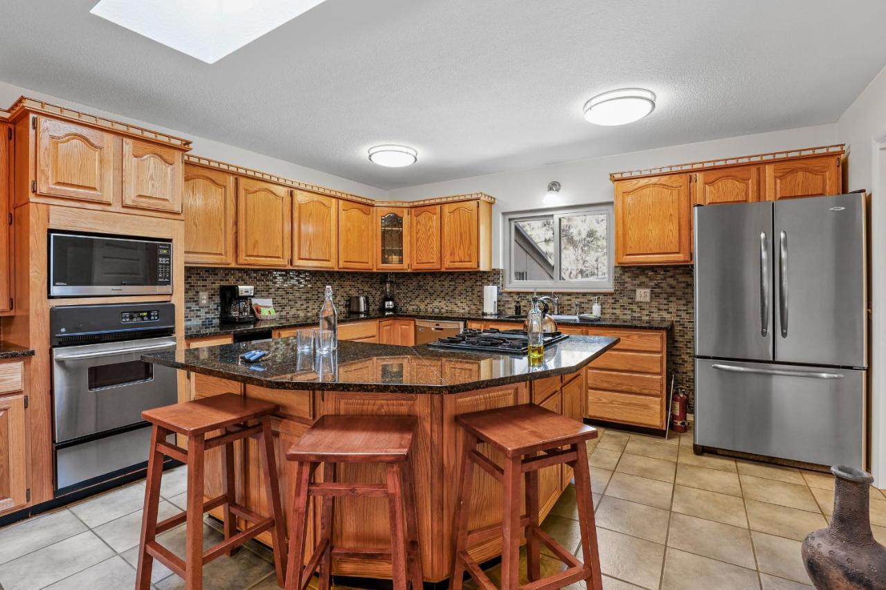 פלאגסטאף Captivating Continental Country Club Retreat With 4 Bdr And Spacious Deck! מראה חיצוני תמונה