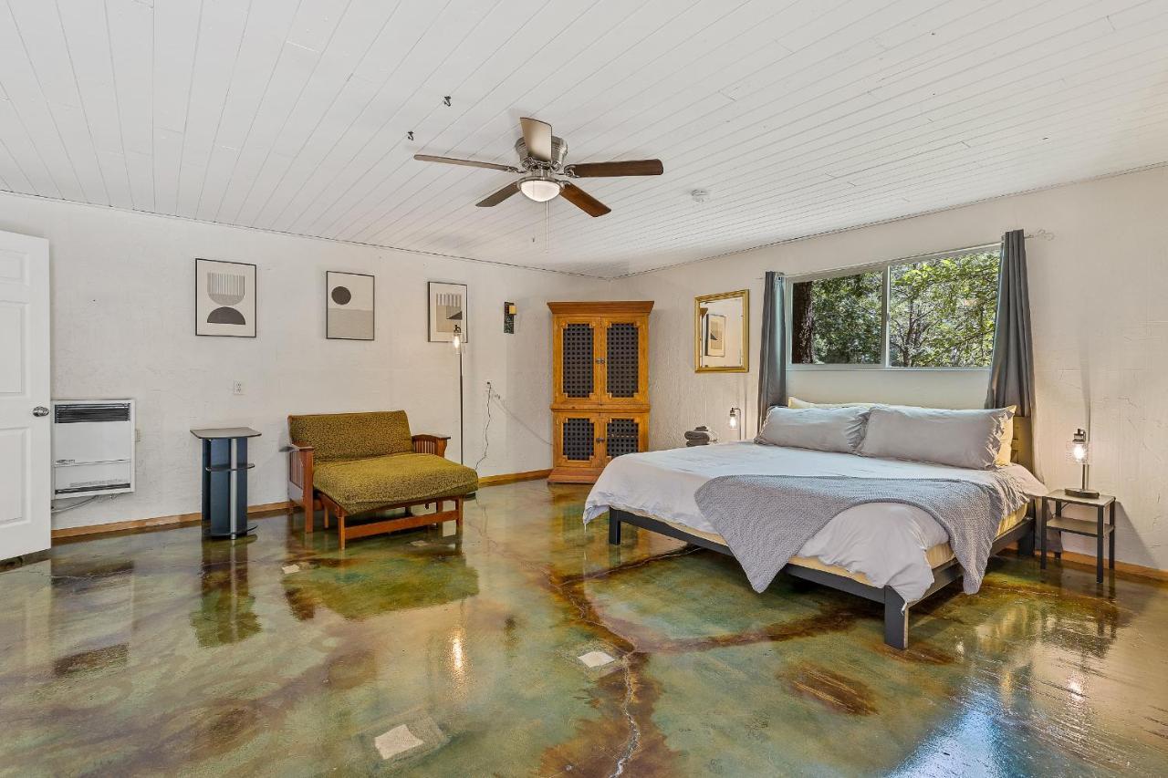 פלאגסטאף Captivating Continental Country Club Retreat With 4 Bdr And Spacious Deck! מראה חיצוני תמונה