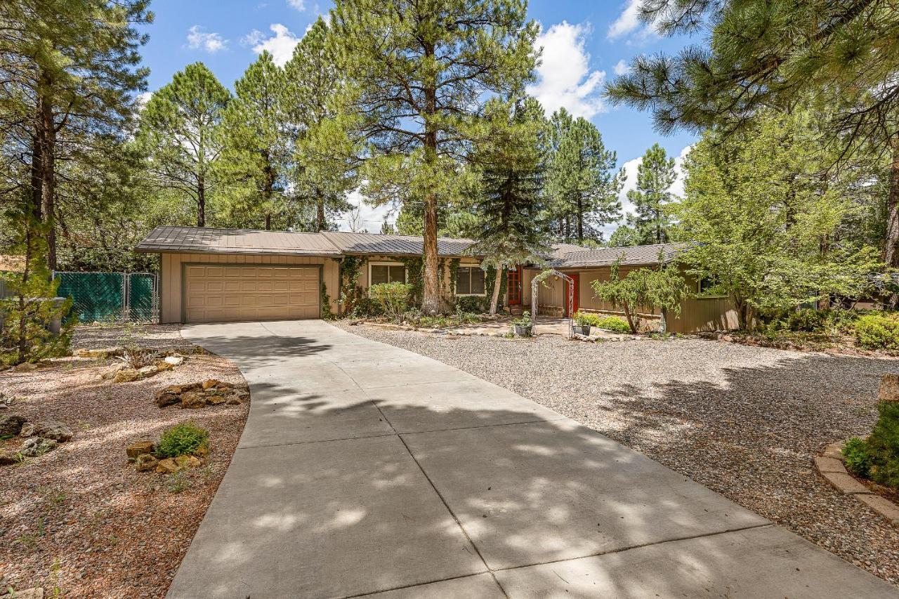 פלאגסטאף Captivating Continental Country Club Retreat With 4 Bdr And Spacious Deck! מראה חיצוני תמונה